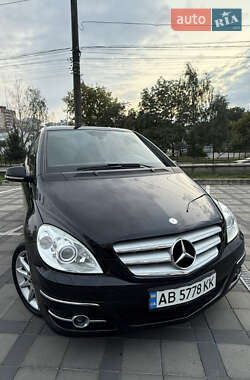 Хэтчбек Mercedes-Benz B-Class 2008 в 