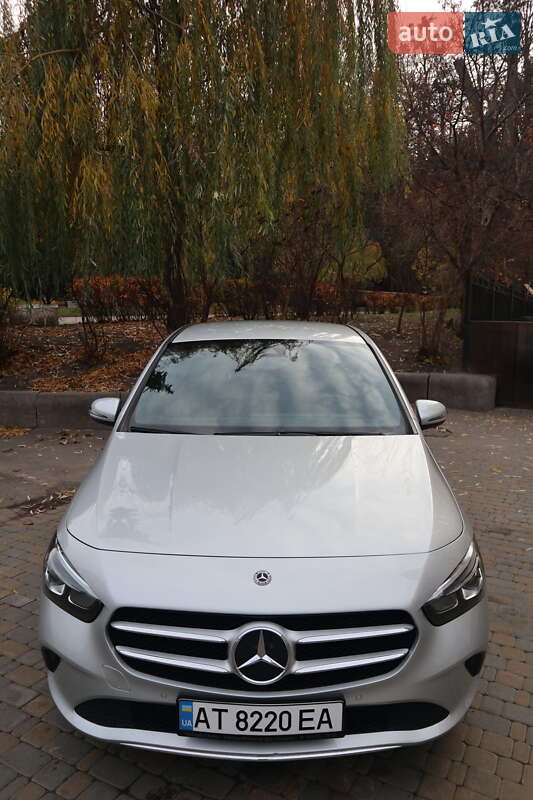 Хэтчбек Mercedes-Benz B-Class 2018 в Киеве