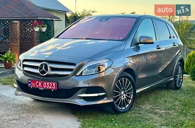 Хэтчбек Mercedes-Benz B-Class 2016 в 