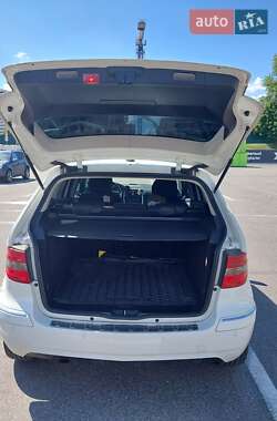 Хэтчбек Mercedes-Benz B-Class 2010 в 