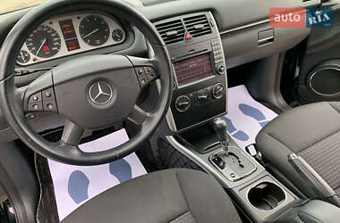 Хэтчбек Mercedes-Benz B-Class 2010 в 