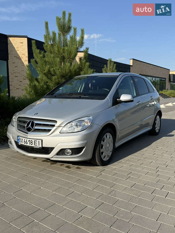 Mercedes-Benz B-Class 2010