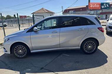 Хетчбек Mercedes-Benz B-Class 2015 в 