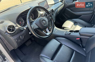 Хетчбек Mercedes-Benz B-Class 2015 в 