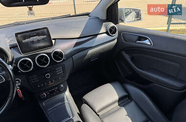 Хетчбек Mercedes-Benz B-Class 2015 в 