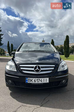 Хэтчбек Mercedes-Benz B-Class 2006 в 
