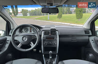 Хэтчбек Mercedes-Benz B-Class 2006 в 