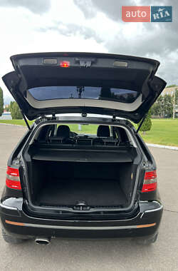 Хэтчбек Mercedes-Benz B-Class 2006 в 