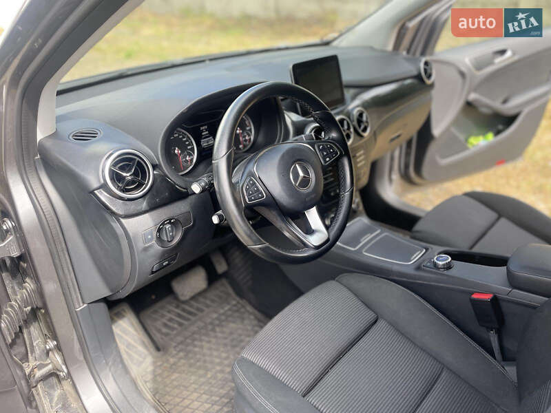Хетчбек Mercedes-Benz B-Class 2017 в Луцьку