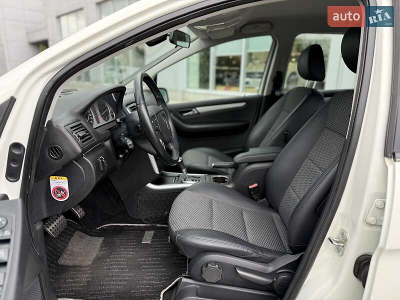 Хетчбек Mercedes-Benz B-Class 2010 в Києві