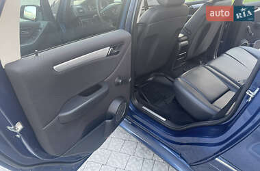 Хэтчбек Mercedes-Benz B-Class 2009 в 