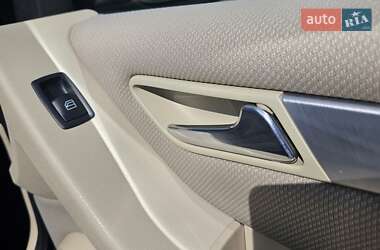 Хэтчбек Mercedes-Benz B-Class 2008 в 