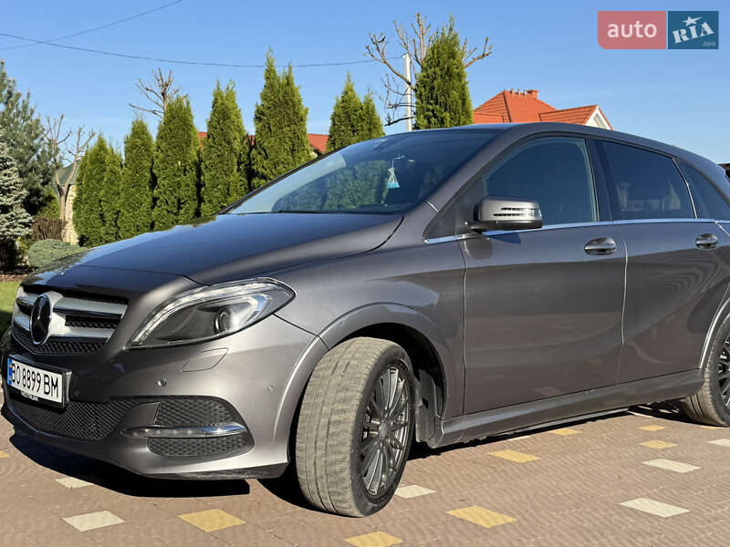 Хетчбек Mercedes-Benz B-Class 2017 в Тернополі