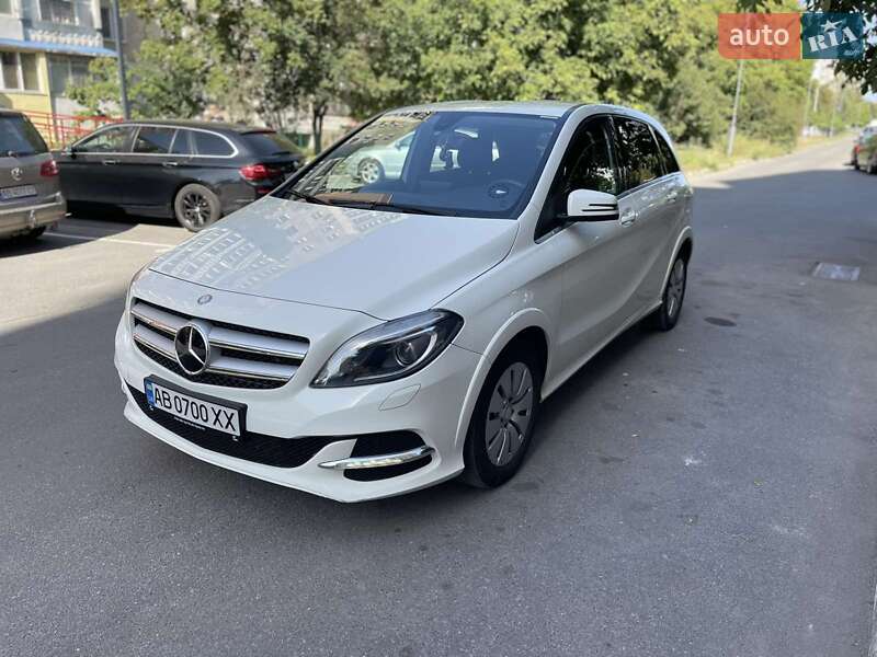 Хетчбек Mercedes-Benz B-Class 2016 в Вінниці