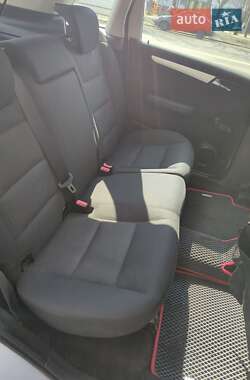 Хэтчбек Mercedes-Benz B-Class 2006 в 