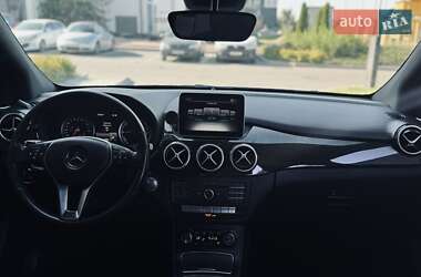 Хетчбек Mercedes-Benz B-Class 2015 в 