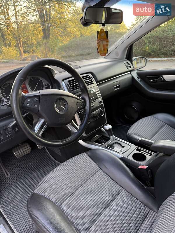 Хэтчбек Mercedes-Benz B-Class 2006 в Кропивницком фото 15 Хэтчбек Mercedes-Benz B-Class 2006 в Кропивницком