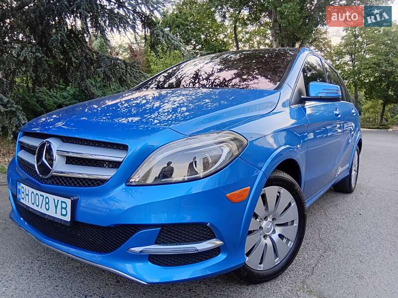 Хэтчбек Mercedes-Benz B-Class 2014 в Одессе фото 19 Хэтчбек Mercedes-Benz B-Class 2014 в Одессе