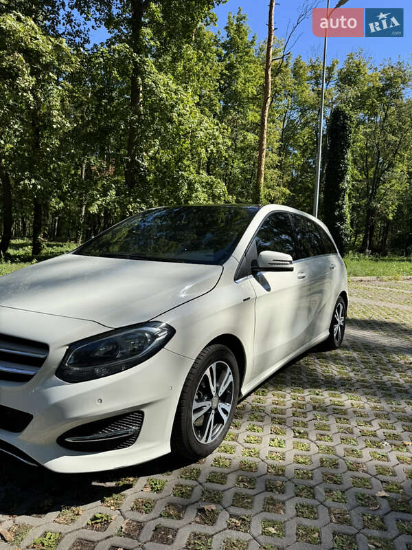 Хетчбек Mercedes-Benz B-Class 2015 в Києві