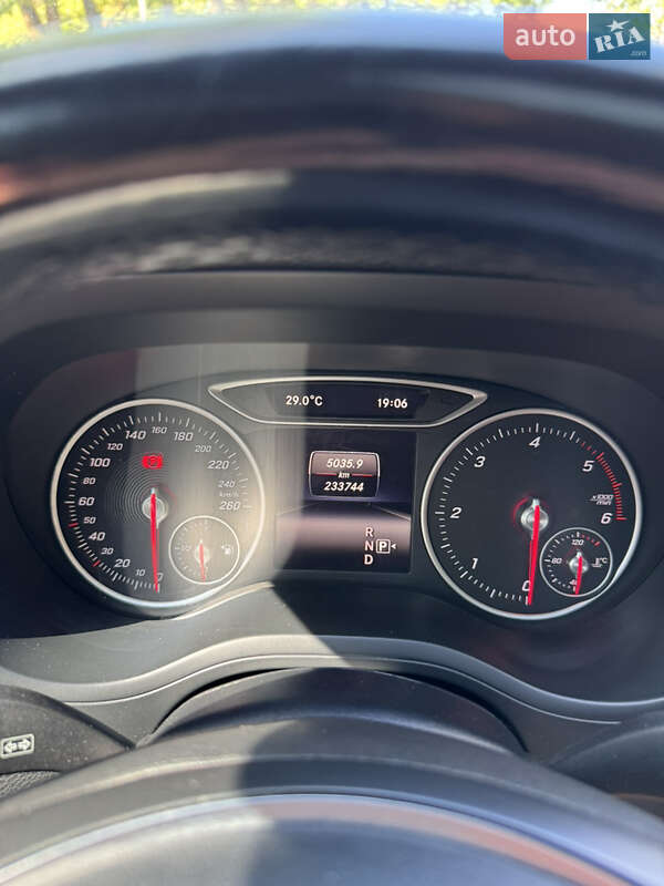 Хетчбек Mercedes-Benz B-Class 2015 в Києві