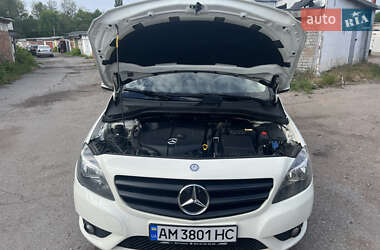 Хэтчбек Mercedes-Benz B-Class 2014 в 