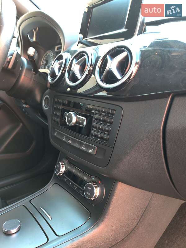 Хэтчбек Mercedes-Benz B-Class 2013 в Черновцах