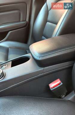 Хэтчбек Mercedes-Benz B-Class 2013 в 