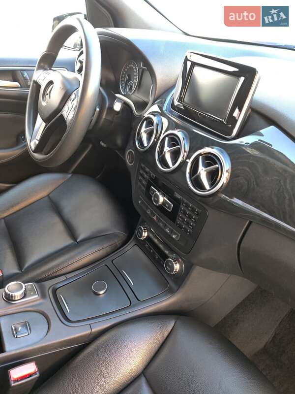 Хэтчбек Mercedes-Benz B-Class 2013 в Черновцах