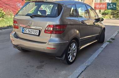 Хэтчбек Mercedes-Benz B-Class 2008 в 