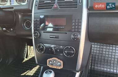 Хэтчбек Mercedes-Benz B-Class 2008 в 
