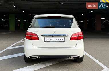 Хэтчбек Mercedes-Benz B-Class 2018 в 