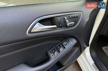 Хэтчбек Mercedes-Benz B-Class 2018 в 
