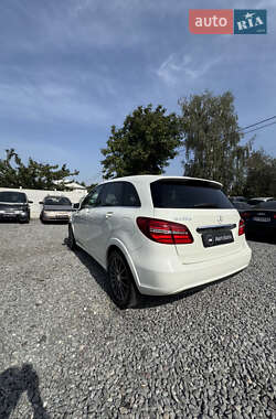 Хэтчбек Mercedes-Benz B-Class 2017 в 
