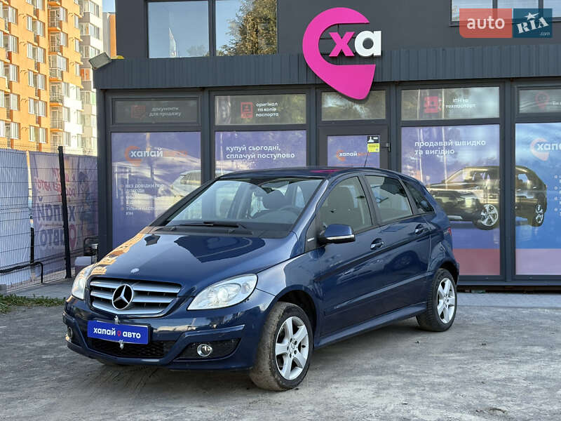 Хэтчбек Mercedes-Benz B-Class 2008 в 