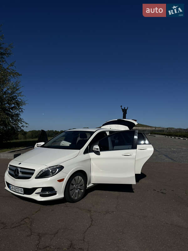 Хэтчбек Mercedes-Benz B-Class 2014 в Черкассах