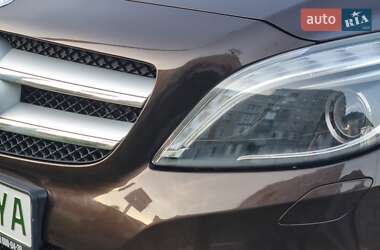 Хэтчбек Mercedes-Benz B-Class 2016 в 