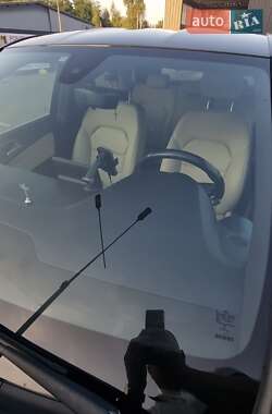 Хэтчбек Mercedes-Benz B-Class 2016 в 