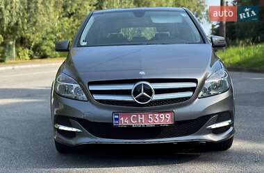 Хэтчбек Mercedes-Benz B-Class 2016 в 