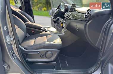 Хэтчбек Mercedes-Benz B-Class 2016 в 