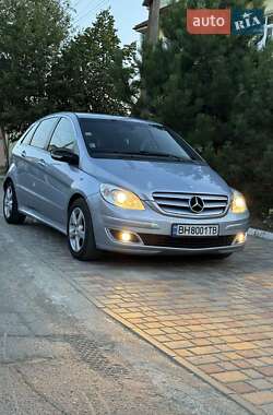 Хэтчбек Mercedes-Benz B-Class 2007 в 