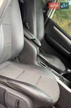 Хэтчбек Mercedes-Benz B-Class 2011 в 