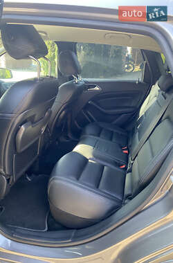 Хэтчбек Mercedes-Benz B-Class 2014 в 