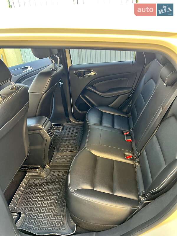 Хетчбек Mercedes-Benz B-Class 2015 в Хмельницькому