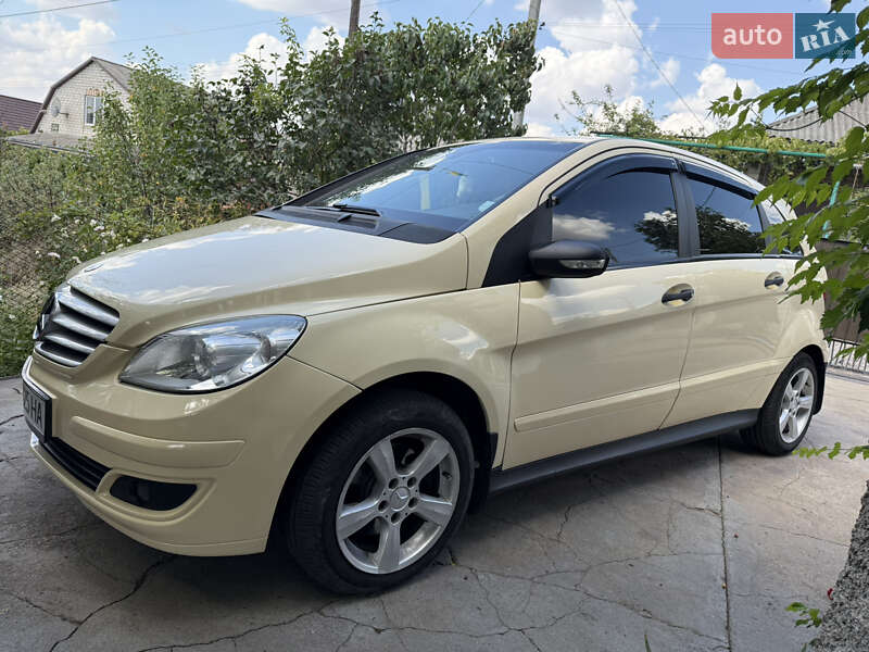 Хэтчбек Mercedes-Benz B-Class 2008 в Первомайске фото 3 Хэтчбек Mercedes-Benz B-Class 2008 в Первомайске