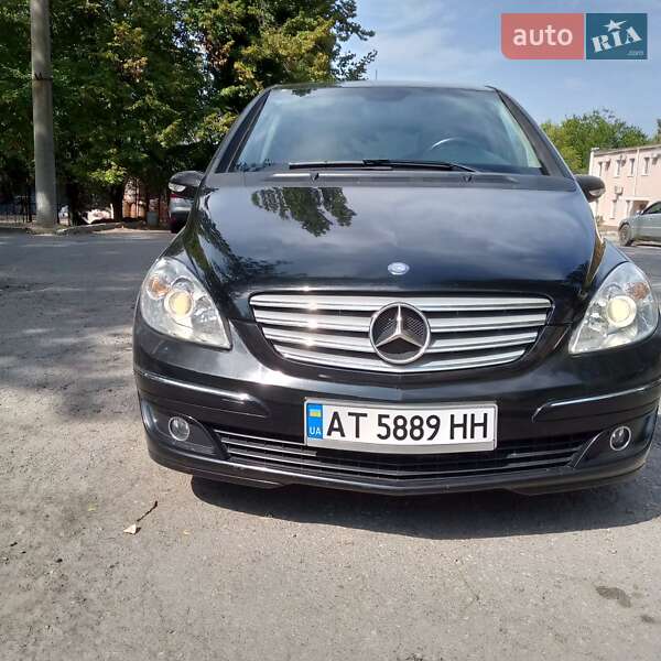 Хэтчбек Mercedes-Benz B-Class 2006 в 
