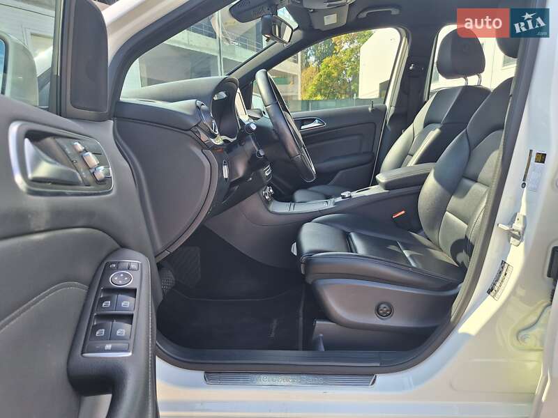 Хэтчбек Mercedes-Benz B-Class 2017 в Одессе