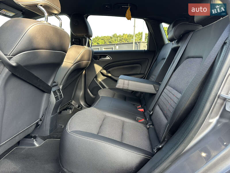 Хэтчбек Mercedes-Benz B-Class 2016 в Луцке