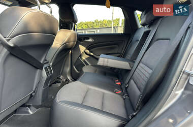 Хэтчбек Mercedes-Benz B-Class 2016 в 