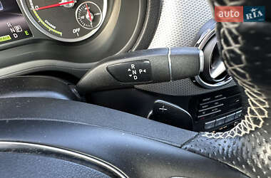 Хэтчбек Mercedes-Benz B-Class 2016 в 