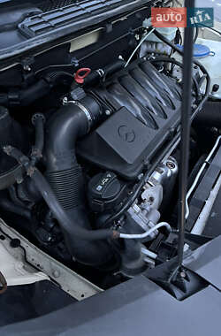 Хэтчбек Mercedes-Benz B-Class 2011 в 